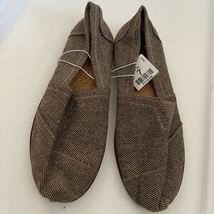 NWT: Brown Casual Slip-On Shoes